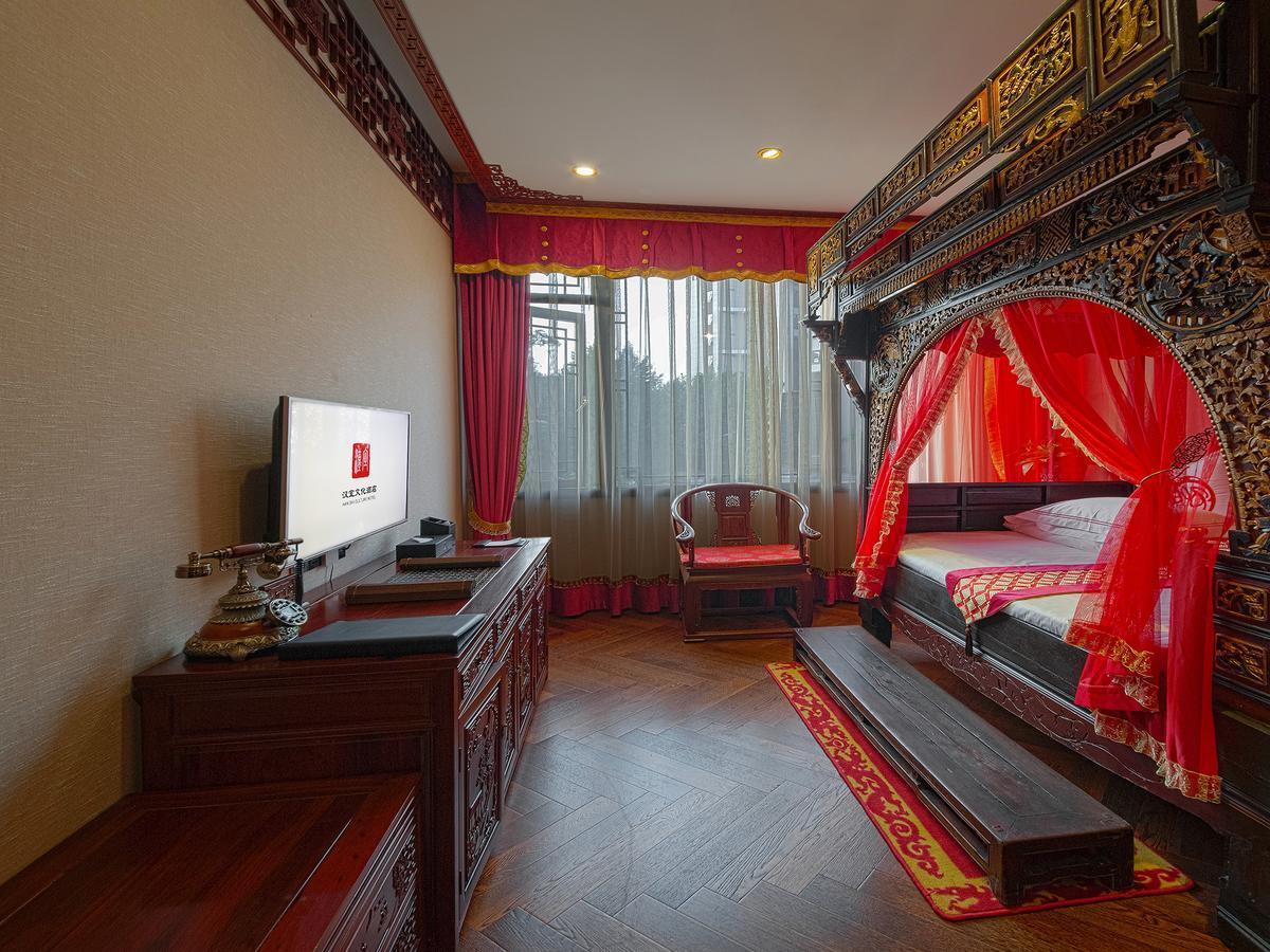Han Dynasty Boutique Hotel Чэнду Экстерьер фото
